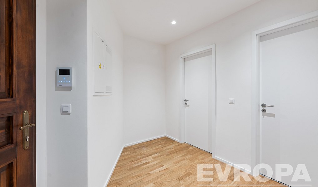 Pronájem bytu 2+kk 49 m², Praha – náhled fotky 5