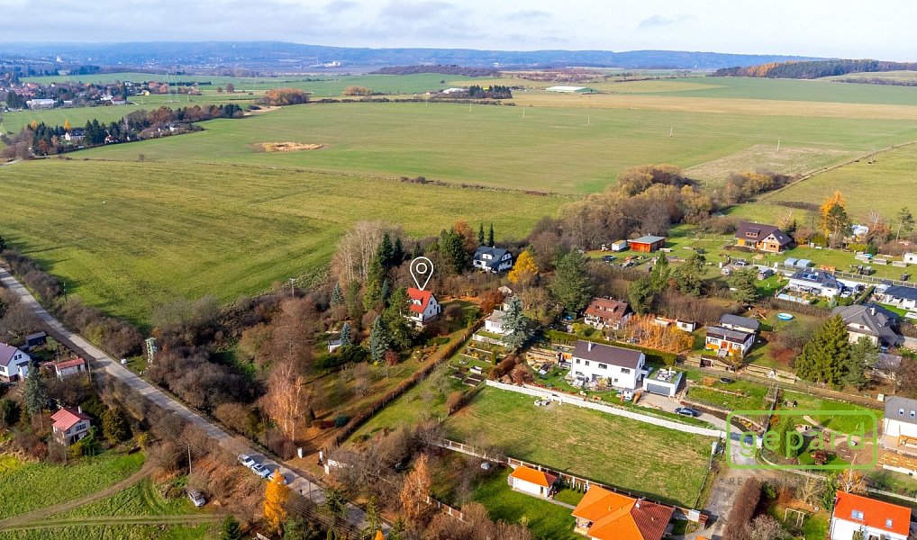 Prodej stavebního pozemku 3 820 m², Čisovice – náhled fotky 4