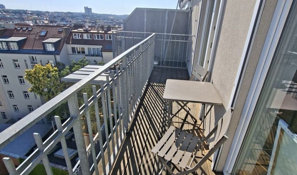 Prodej bytu 2+kk 74 m², Praha – náhled fotky 2