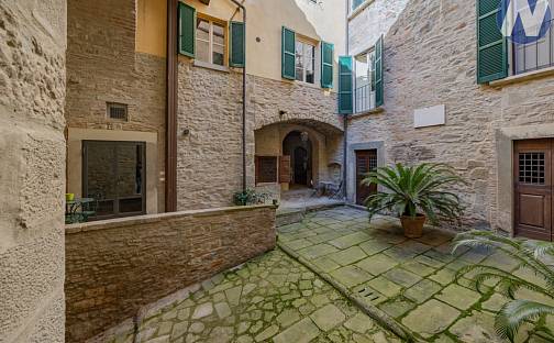 Prodej bytu 3+1 96 m², Cortona, Provincia di Arezzo, Itálie