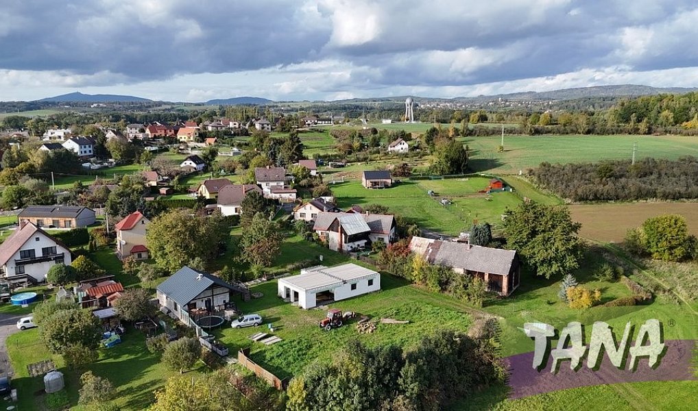 Prodej stavebního pozemku 900 m², Ohrazenice – náhled fotky 5