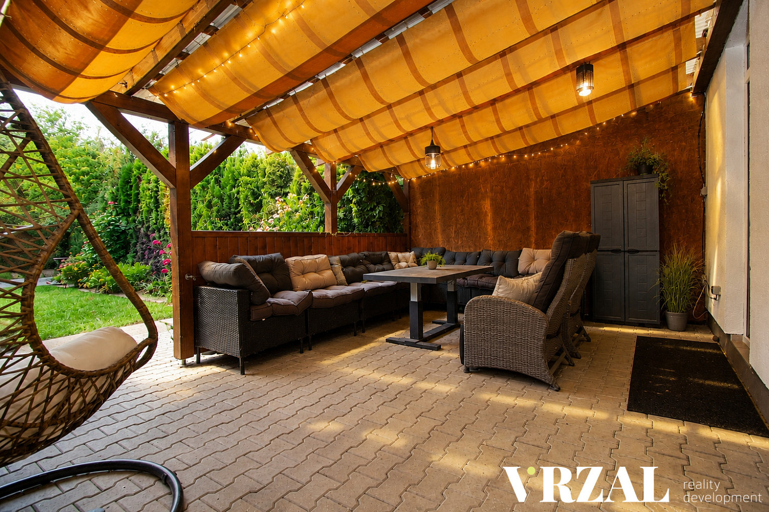 Prodej domu 159 m² s pozemkem 273 m² — photo 2