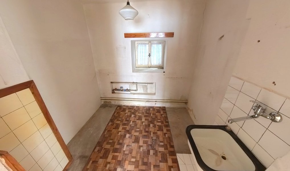 Prodej domu 215 m² s pozemkem 360 m², Rovensko pod Troskami – náhled fotky 16