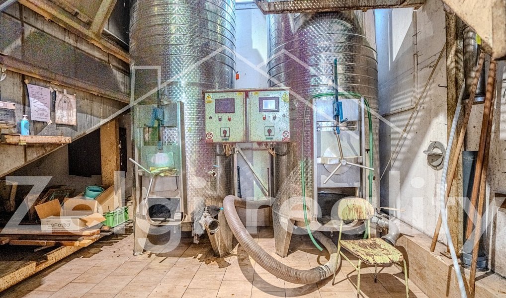 Pronájem skladovacích prostor 355 m², Dubňany – náhled fotky 7