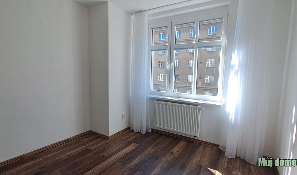 Pronájem bytu 3+kk 64 m², Praha – náhled fotky 9