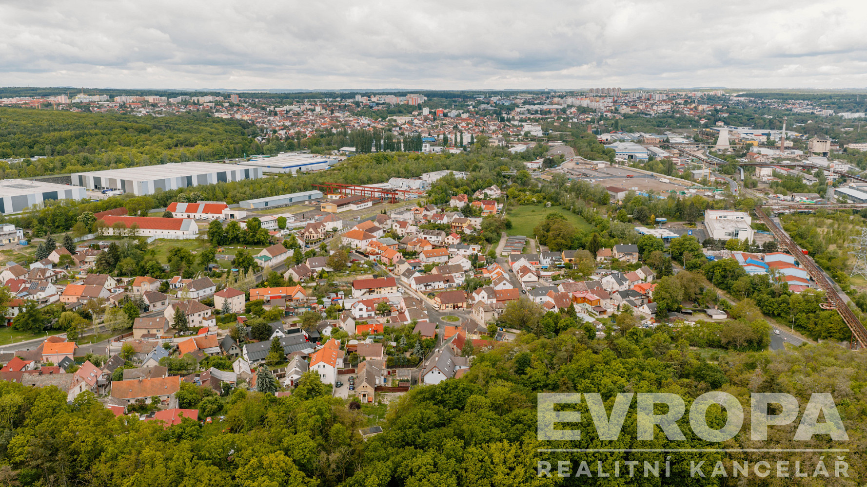 Prodej stavebního pozemku 480 m² — photo 2