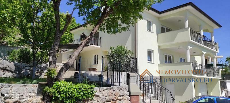 Prodej domu 290 m² s pozemkem 1 826 m² - Widok 4