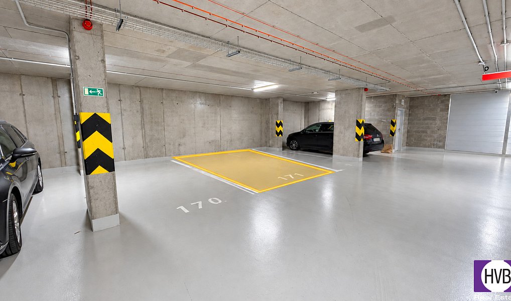 Prodej garážového stání 12 m2, OV, ulice Vyletalova, Praha 9 - Letňany, Praha – náhled fotky 2