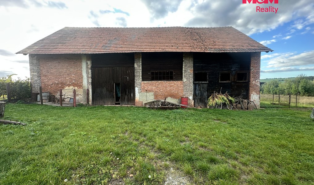 Prodej domu 215 m² s pozemkem 7 248 m², Blšany – náhled fotky 15