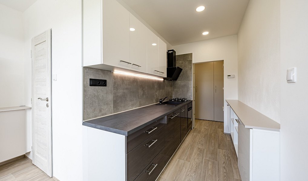 Pronájem bytu 2+1 50 m², Kněžpole – náhled fotky 3