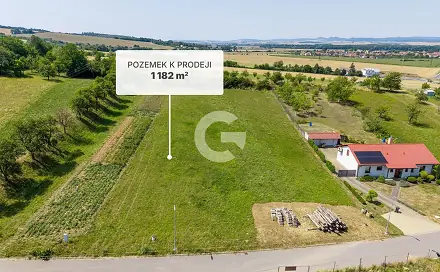 Prodej stavebního pozemku 1 182 m², Bílovice - Včelary, okres Uherské Hradiště