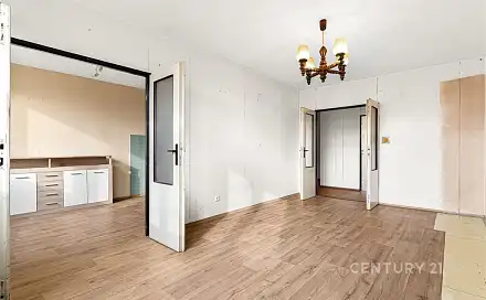Prodej bytu 3+1 68 m², Hřebečská, Kladno - Kročehlavy