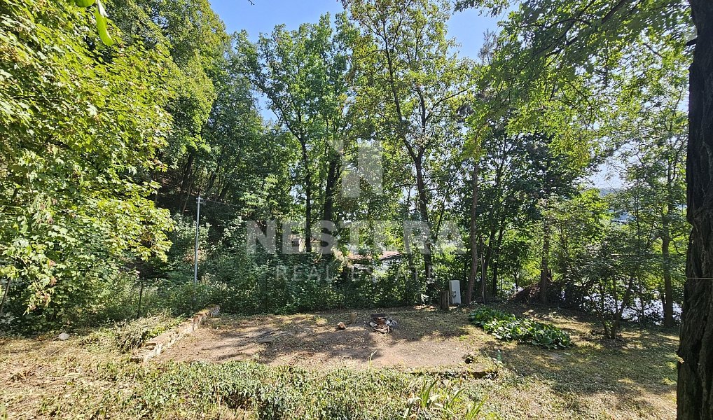 Prodej stavebního pozemku 696 m², Máslovice – náhled fotky 2
