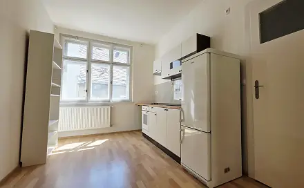 Pronájem bytu 3+1 80 m², Schwarzova, Plzeň - Jižní Předměstí