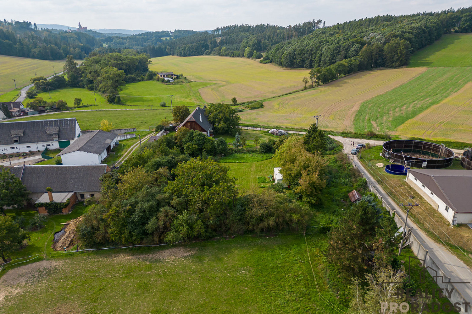 Prodej stavebního pozemku 3 462 m² – fotografie 3