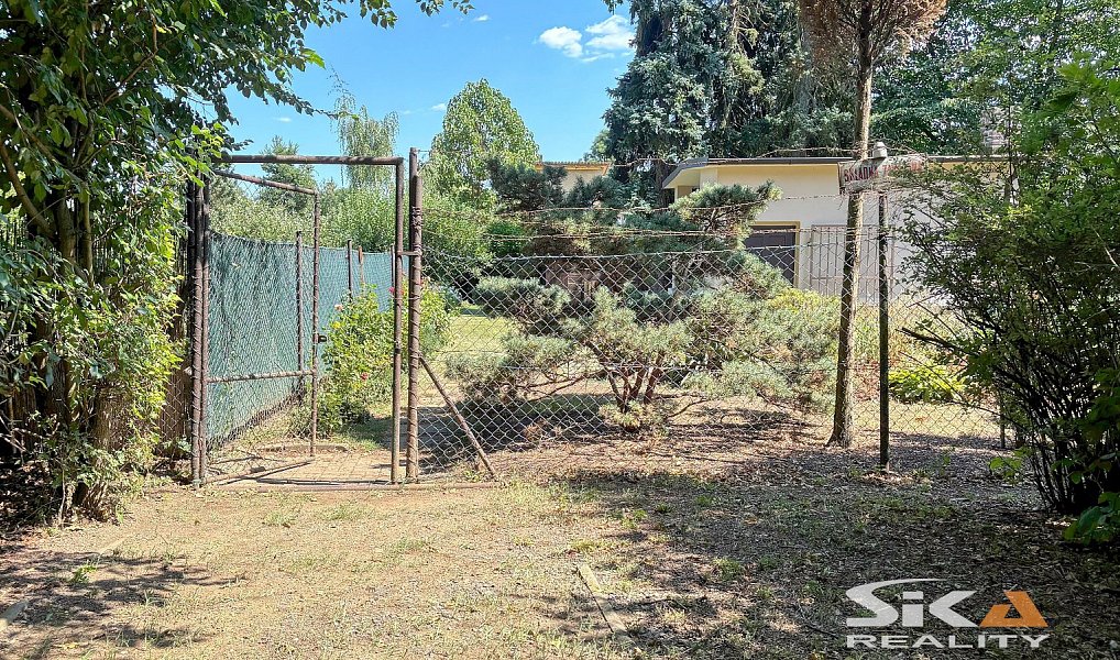 Prodej zahrady 1 133 m², Louny – náhled fotky 20