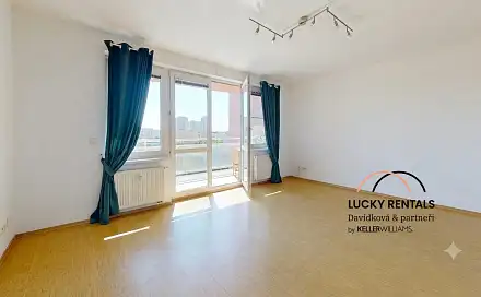 Pronájem bytu 1+kk 35 m²