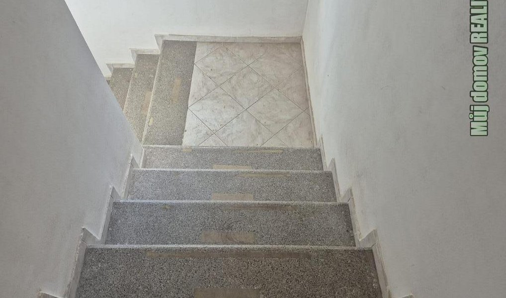 Pronájem obchodních prostor 300 m², Žatec – náhled fotky 2