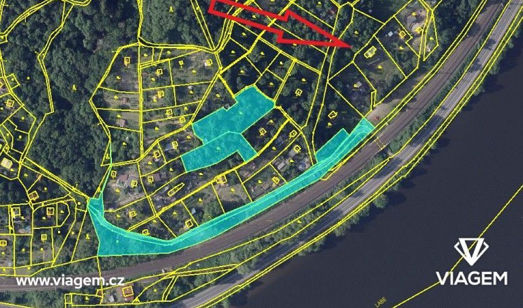 Prodej stavebního pozemku 2 036 m², Dolní Zálezly – náhled fotky 5