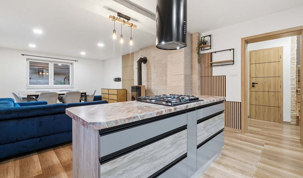 Prodej domu 159 m² s pozemkem 1 023 m², Lučina – náhled fotky 6