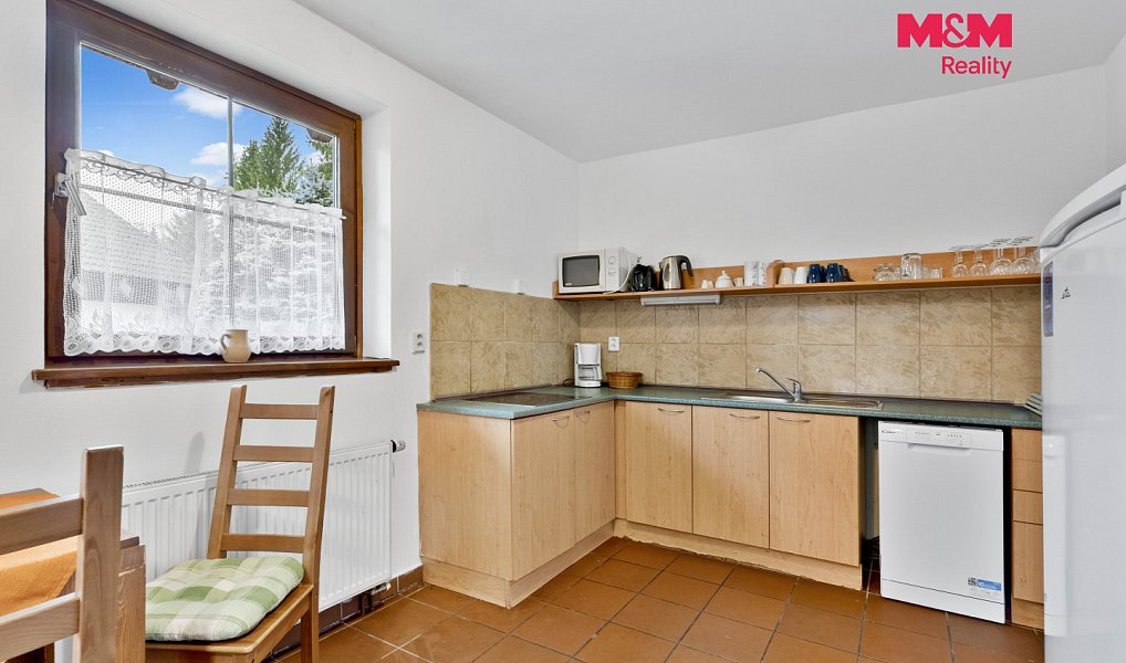 Prodej ubytovacího objektu 341 m², Harrachov – náhled fotky 23