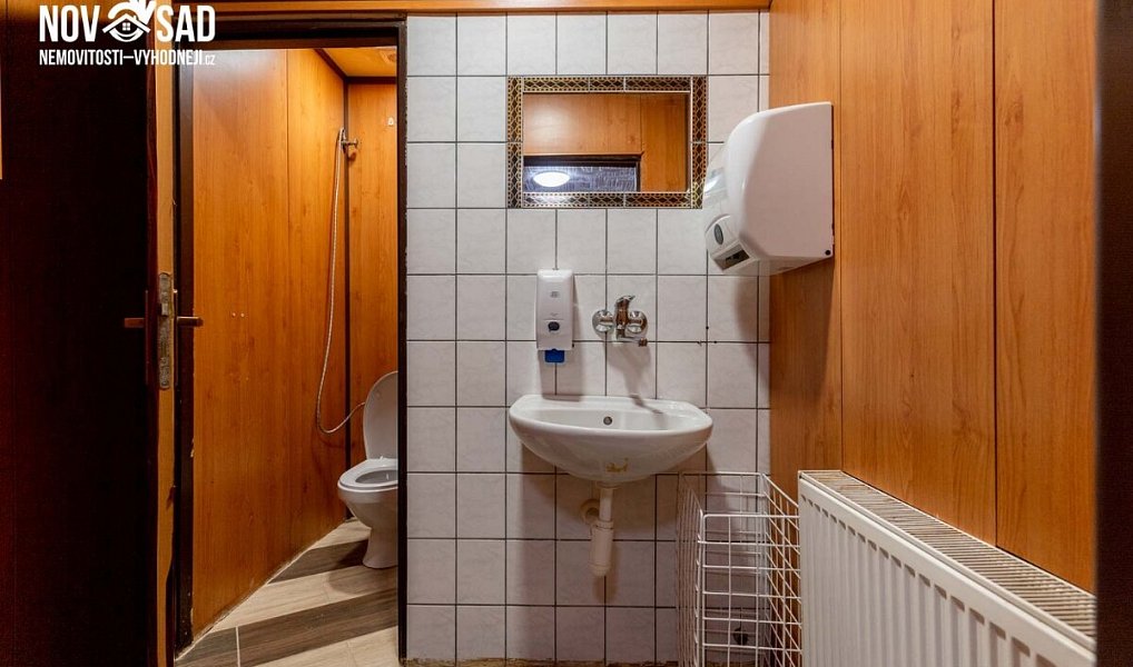 Prodej restaurace, Hranice – náhled fotky 8