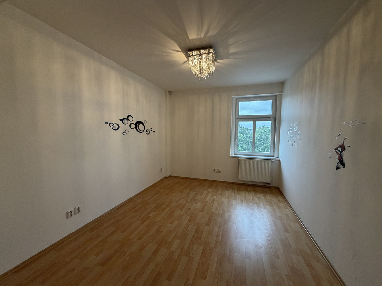 Pronájem kanceláře 69 m² — photo 2