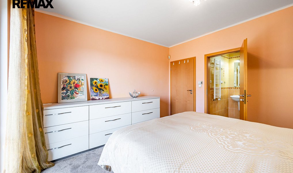 Prodej bytu 4+kk 119 m², Praha – náhled fotky 10