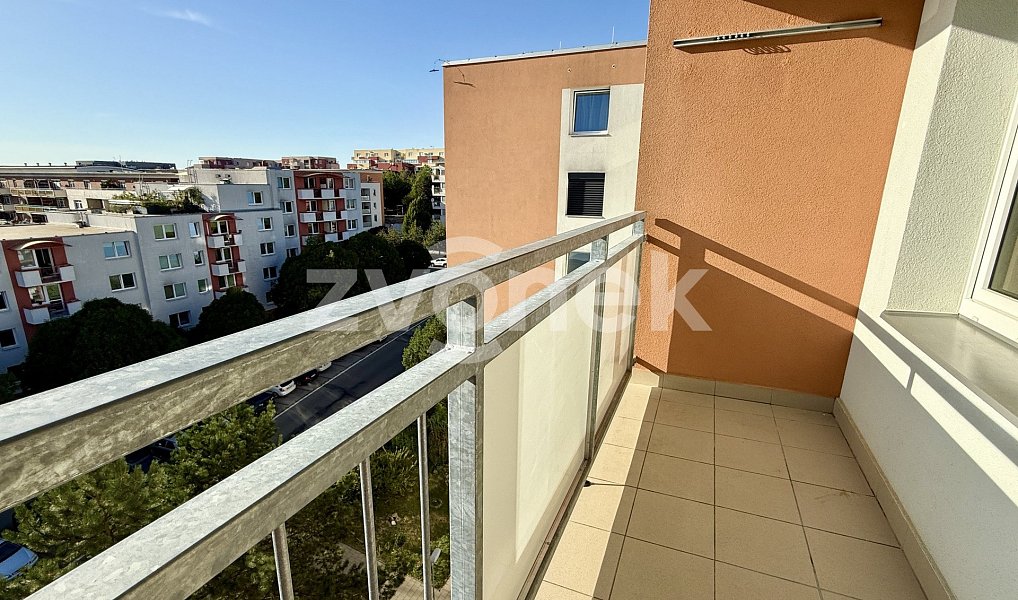 Pronájem bytu 3+1 68 m², Zlín – náhled fotky 4