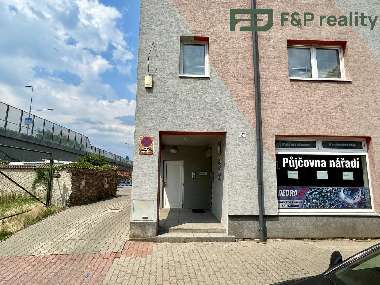 Pronájem obchodních prostor 312 m² – fotografie 3