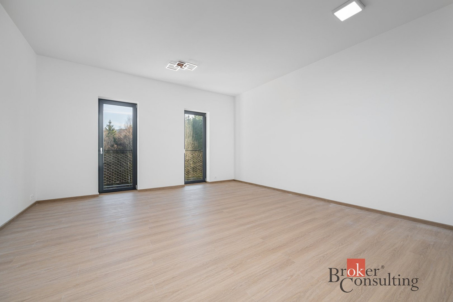 Pronájem bytu 1+kk 51 m² – fotografie 4