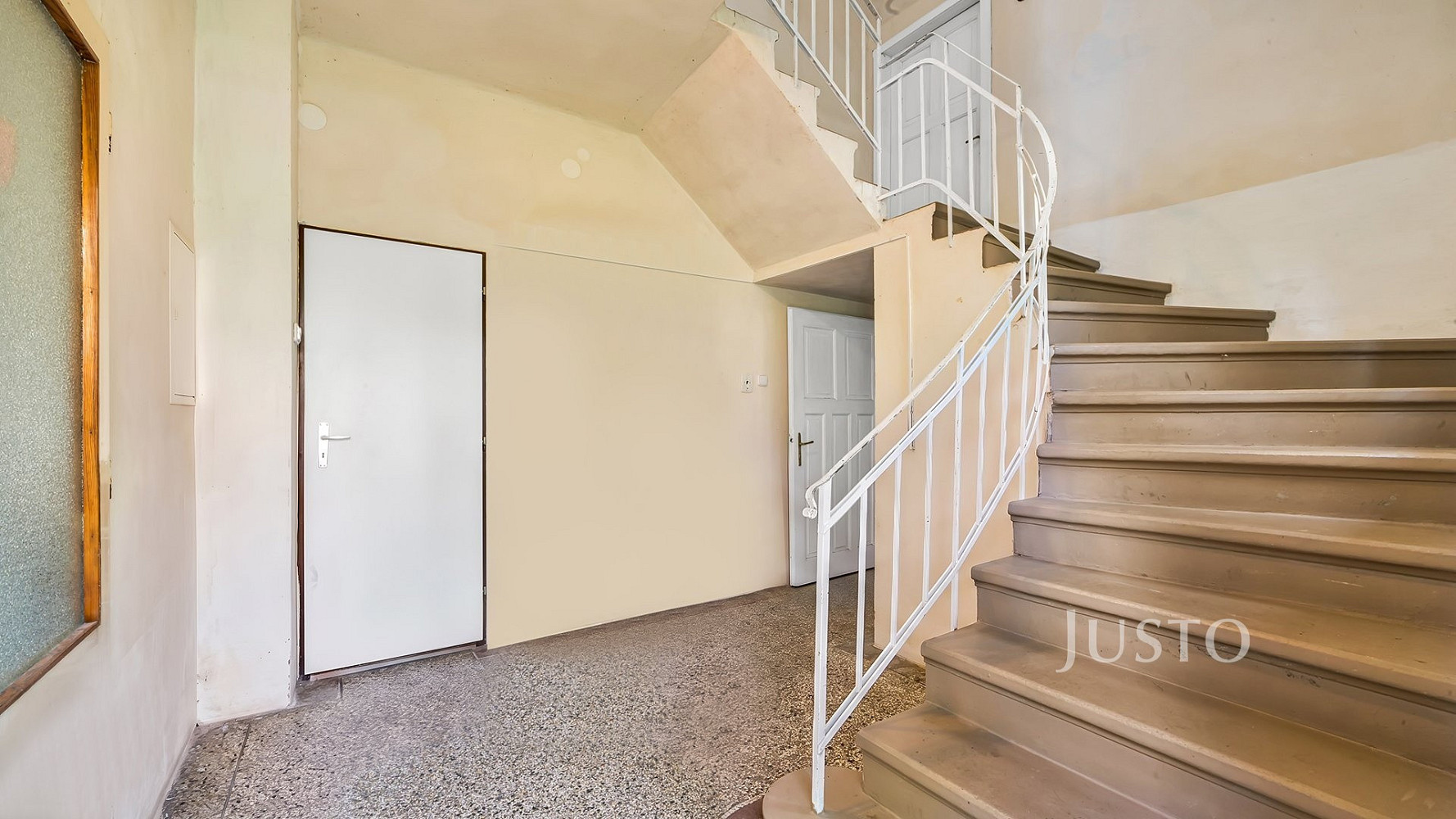 Prodej domu 180 m² s pozemkem 1 758 m² – fotografie 5