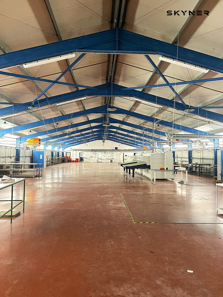 Prodej skladovacích prostor 2 200 m² — photo 5