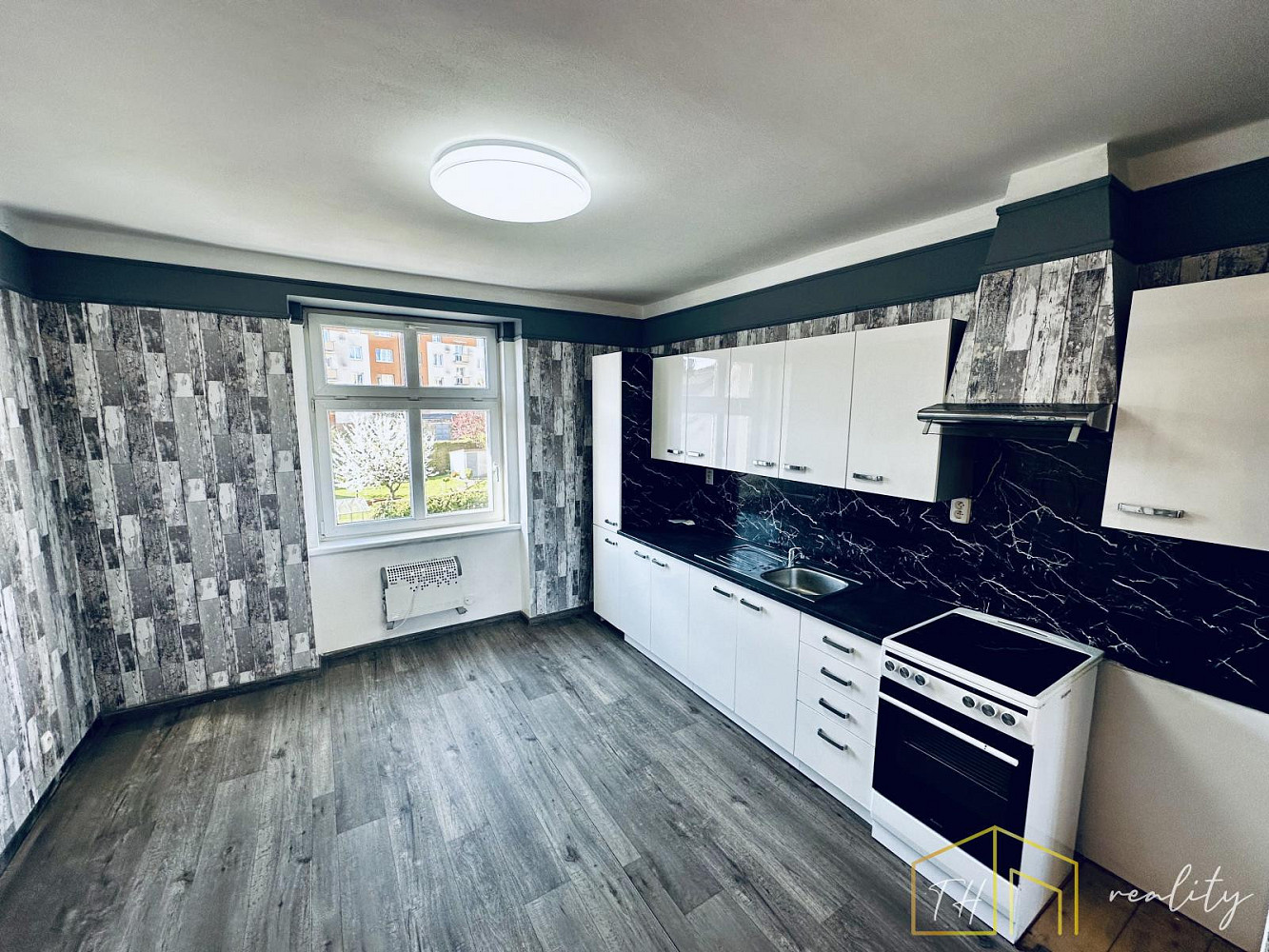 Pronájem bytu 2+kk 65 m²