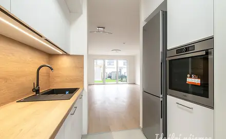Pronájem bytu 4+kk 107 m², U spojů, Praha 8 - Ďáblice