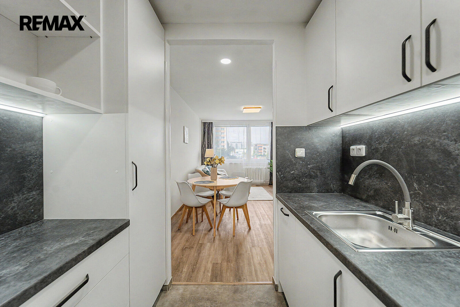 Prodej bytu 2+kk 45 m² – fotografie 4
