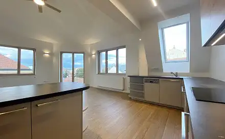 Pronájem bytu 2+kk 64 m²