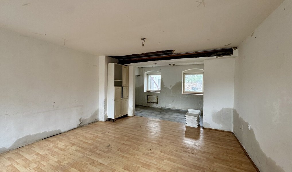 Prodej domu 160 m² s pozemkem 255 m², Trmice – náhled fotky 4