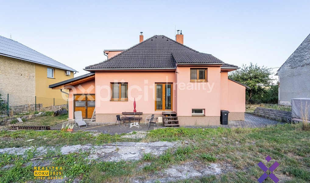 Prodej domu 145 m² s pozemkem 1 539 m², Fryšták – náhled fotky 2