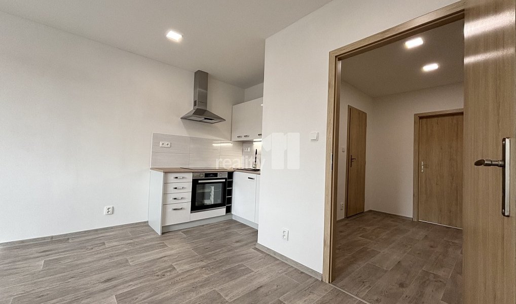 Pronájem bytu 2+kk 41 m², Česká Lípa – náhled fotky 2