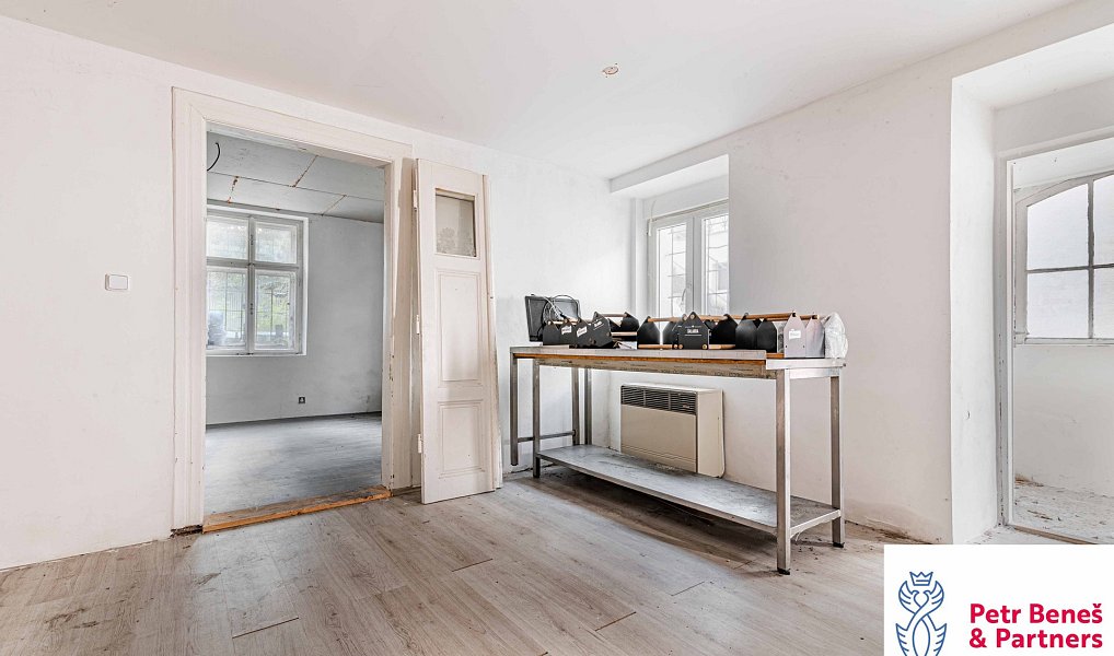 Prodej obchodních prostor 1 100 m², Rakovník – náhled fotky 39