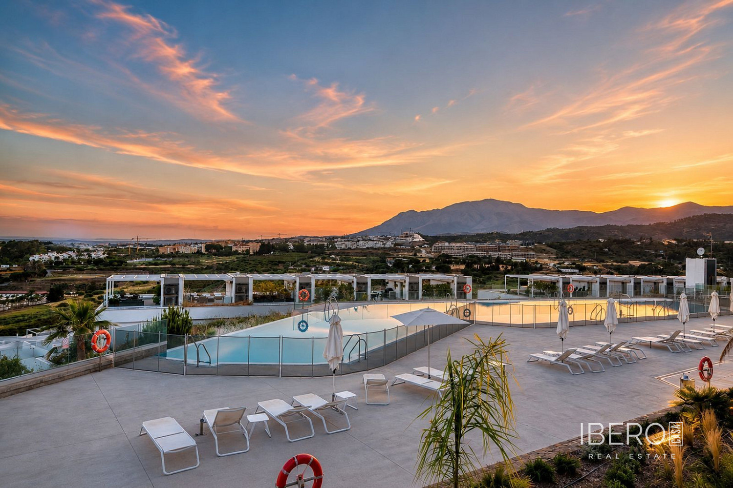 Piso 3+kk – Estepona, Barriada Islas Canarias - Vista 2