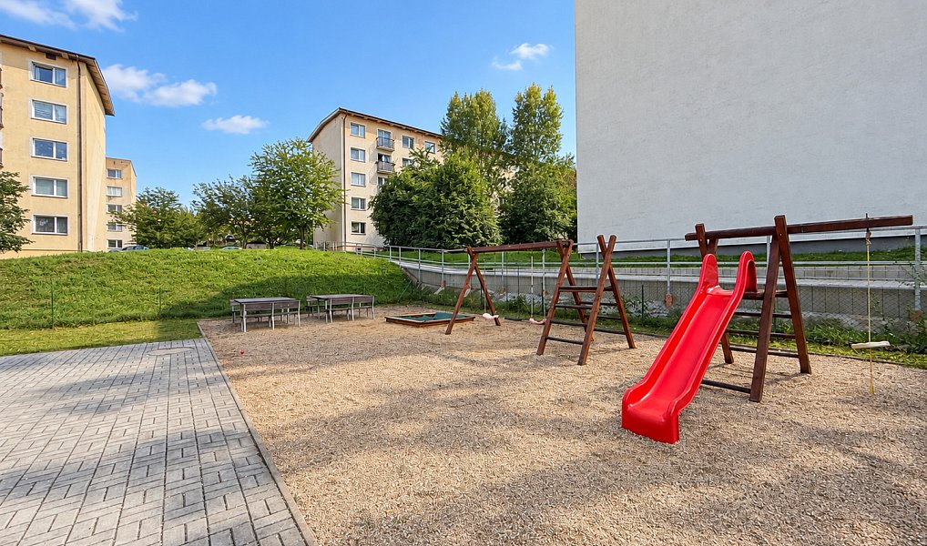 Prodej bytu 3+1 55 m², Milovice – náhled fotky 17