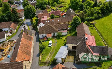 Prodej domu 220 m² s pozemkem 932 m², Nezdice na Šumavě - Ostružno, okres Klatovy
