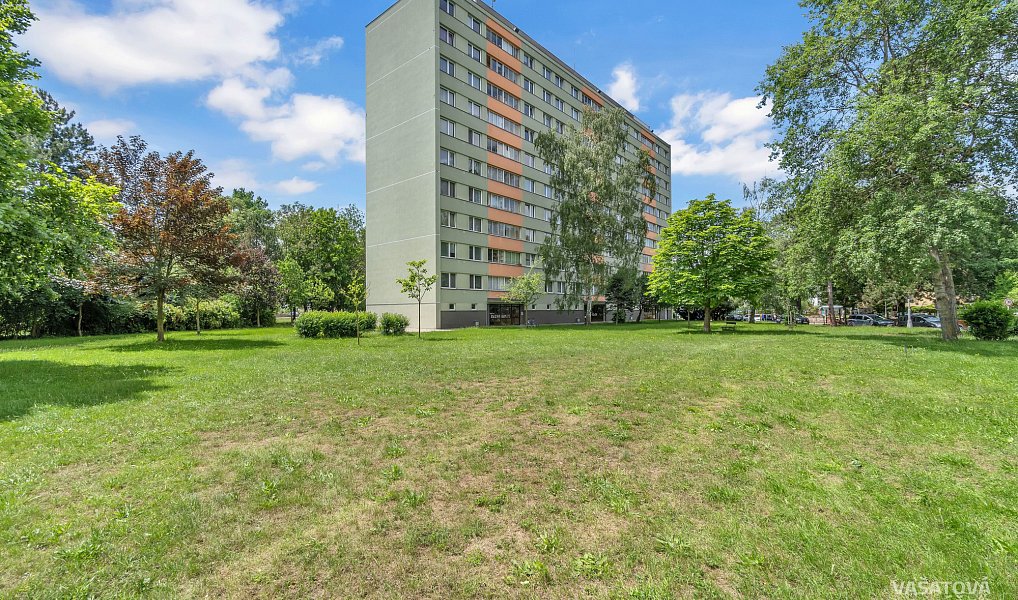 Prodej bytu 3+1 66 m², Hradec Králové – náhled fotky 2