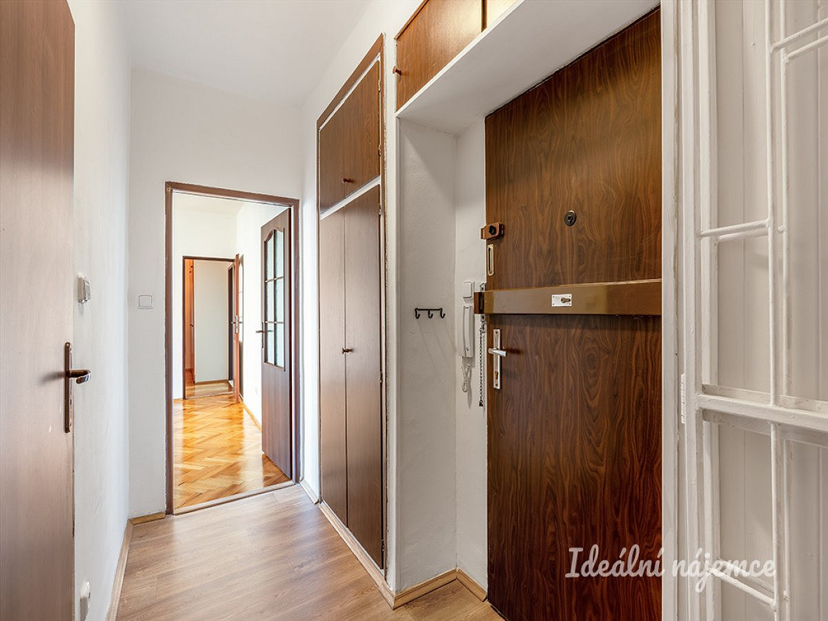Pronájem bytu 3+1 73 m² – fotografie 2