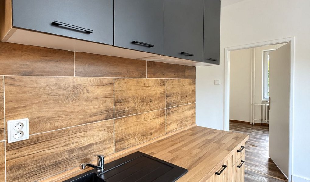 Pronájem bytu 2+1 49 m², Chomutov – náhled fotky 5
