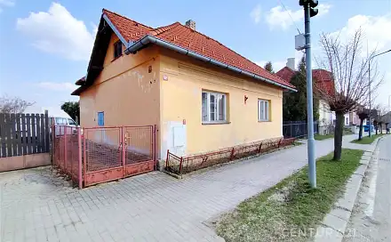 Prodej domu 86 m² s pozemkem 241 m², Tyršova, Dačice - Dačice V, okres Jindřichův Hradec