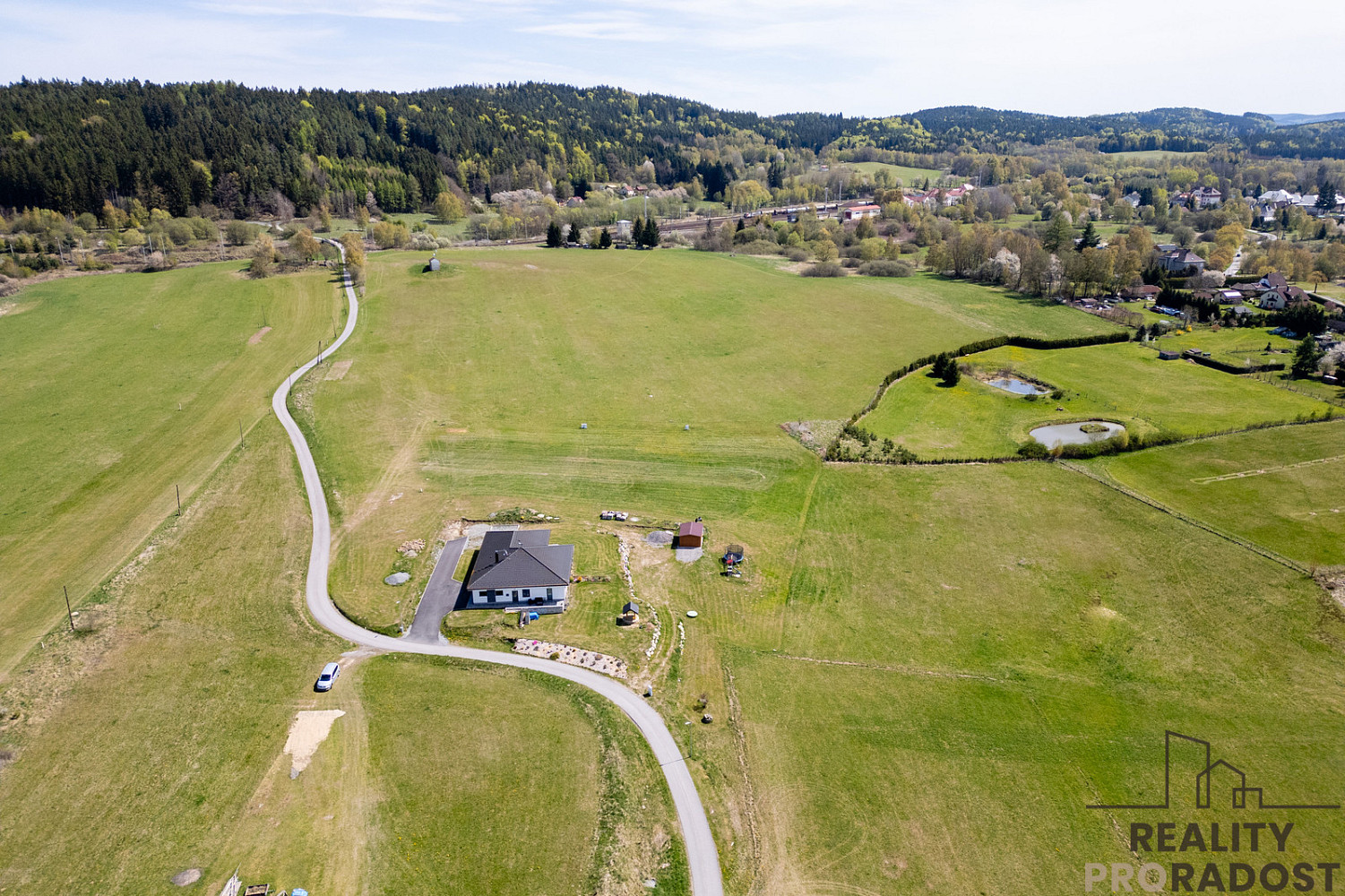 Prodej stavebního pozemku 1 522 m²