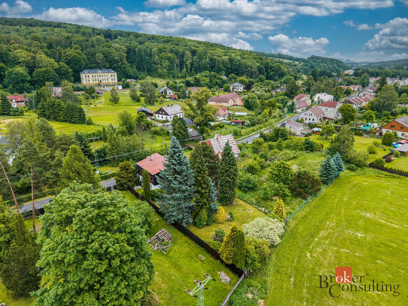 Prodej domu 220 m² s pozemkem 324 m²